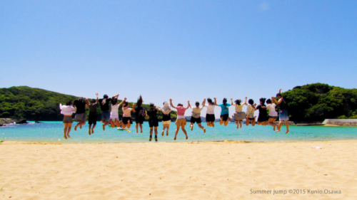 Beach jump (c)2015 Kunio.Osawa 大沢くにお